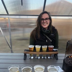 Meet your Posher, Holly